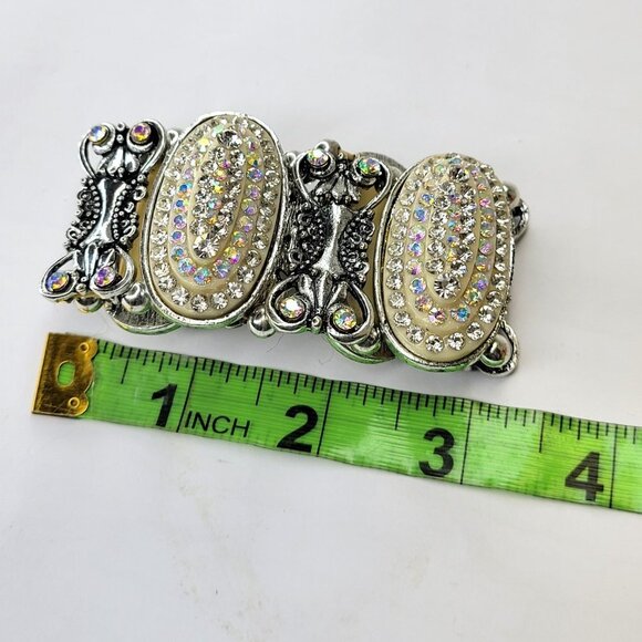 White Crystal Casual Stretch Bracelet - Picture 7 of 11